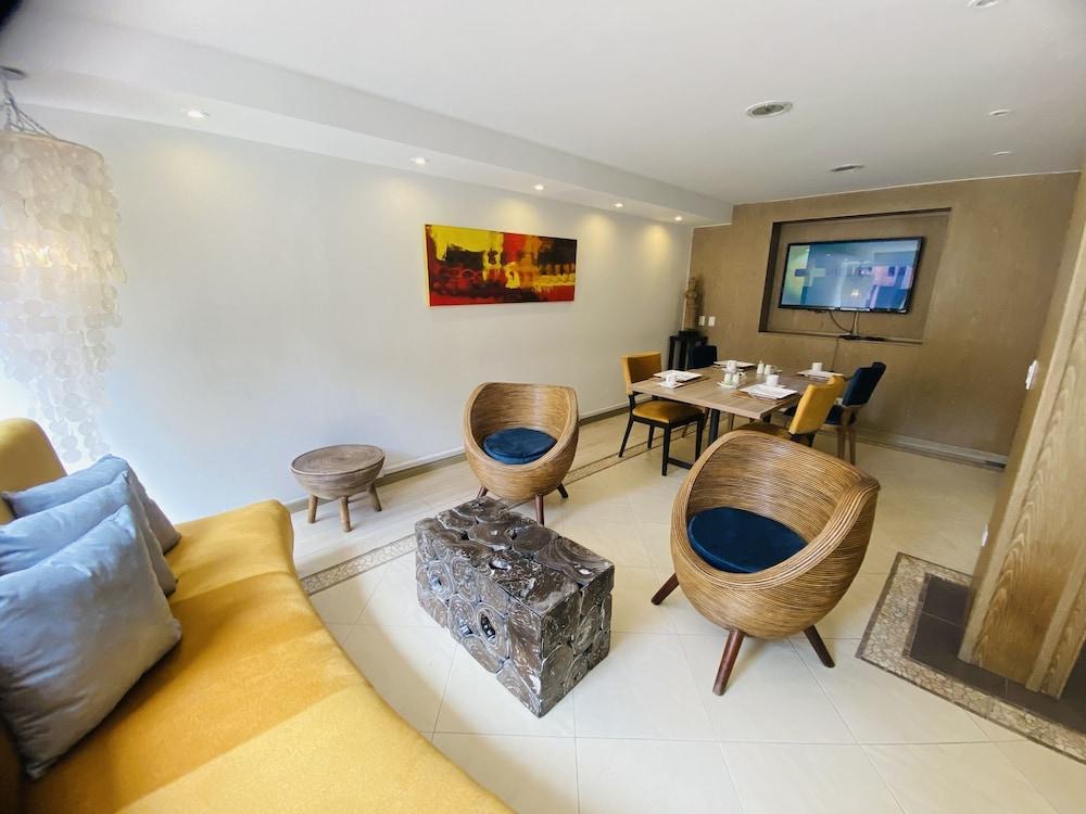 Hotel Retiro 84 By Mij Bogota Exterior photo